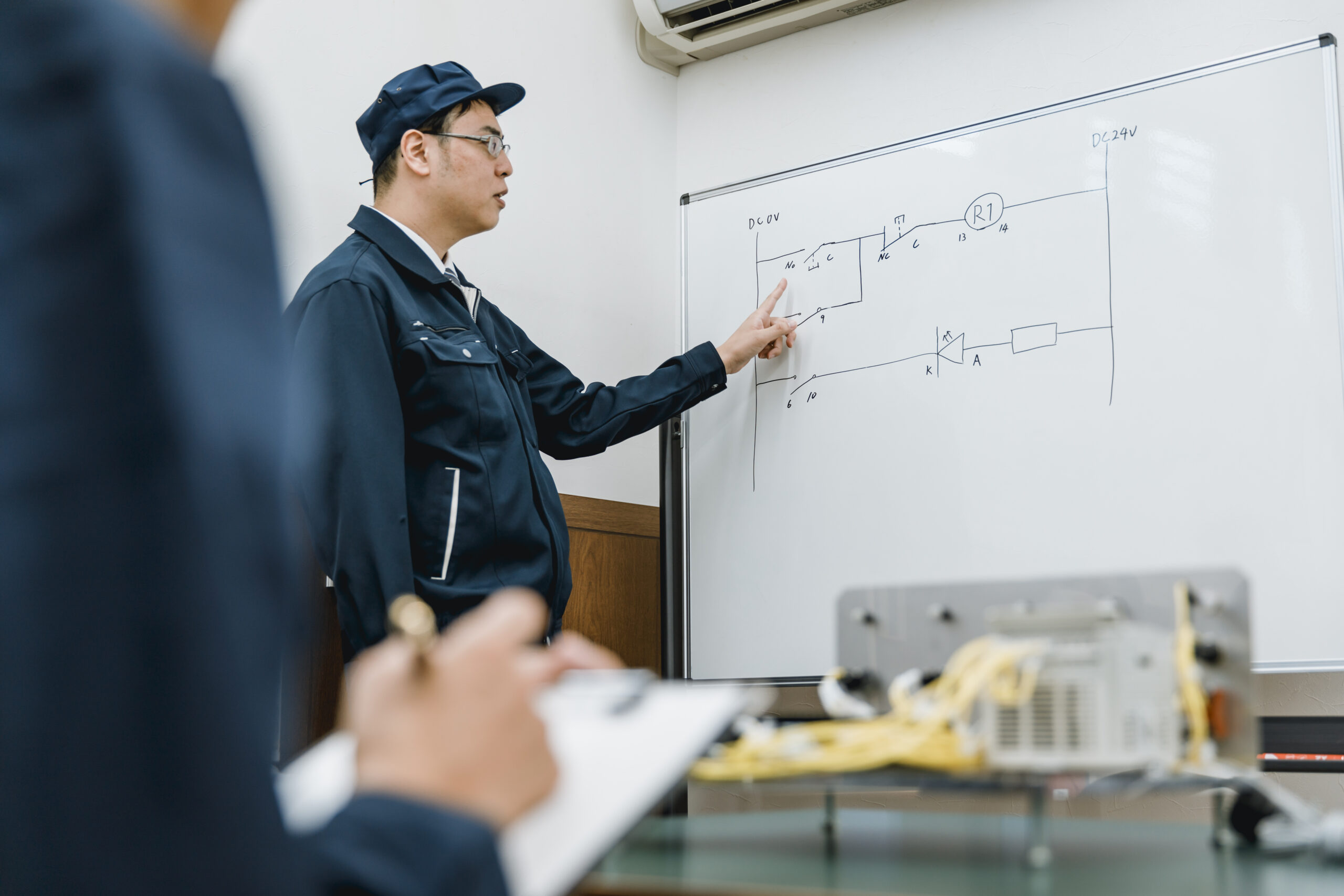実機を使った技術研修の様子